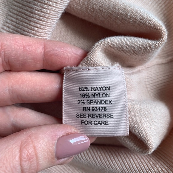 Philosophy blush pink ruffle sleeve sweater - Picture 4 of 5